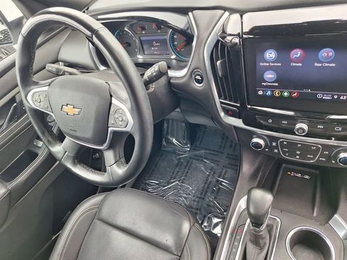 Used 2023 Chevrolet Traverse LT FWD image 31