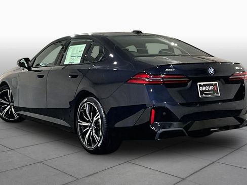 New 2027 BMW 550e xDrive w/ Executive Package AWD/4WD image 3