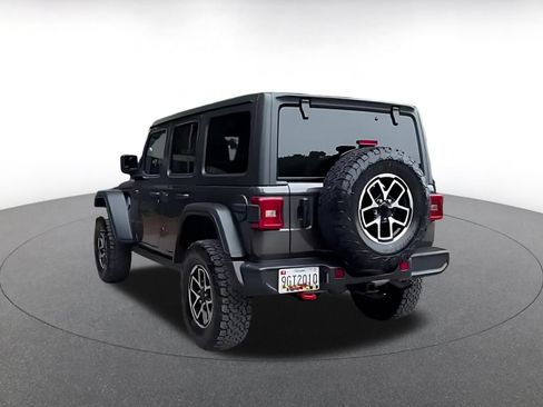 Used 2025 Jeep Wrangler Unlimited Rubicon AWD/4WD image 11