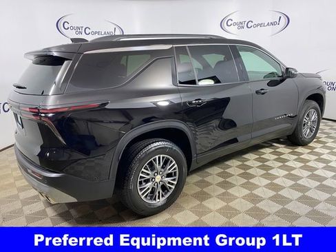 Certified 2025 Chevrolet Traverse LT image 8