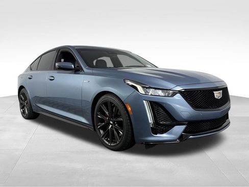 Used 2023 Cadillac CT5 V w/ Premium Package RWD image 4