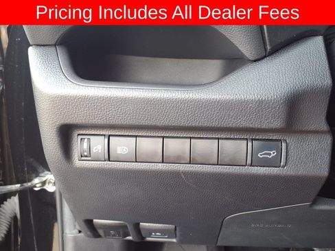 Used 2023 Toyota RAV4 XLE Premium FWD image 30