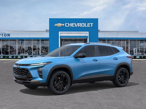 New 2026 Chevrolet Trax ACTIV w/ Driver Confidence Package FWD image 2