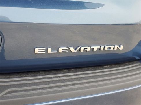 New 2026 GMC Yukon Elevation image 6