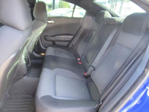 Used 2018 Dodge Charger SXT w/ Blacktop Package image 26