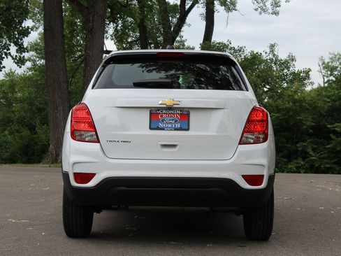 Used 2017 Chevrolet Trax LS AWD/4WD image 6