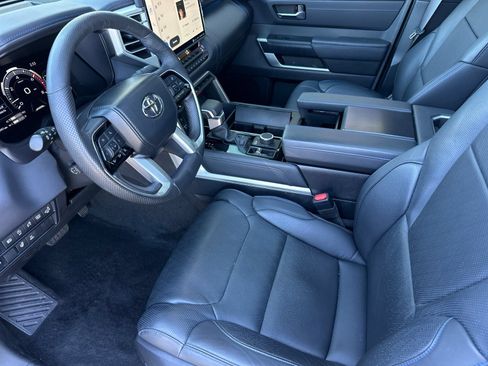 Used 2024 Toyota Tundra Platinum AWD/4WD image 9