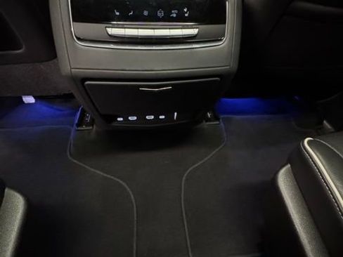 Used 2021 Cadillac Escalade ESV Sport w/ Driver Assist Tech Package AWD/4WD image 19