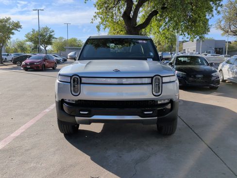 Used 2024 Rivian R1T Adventure AWD/4WD image 3