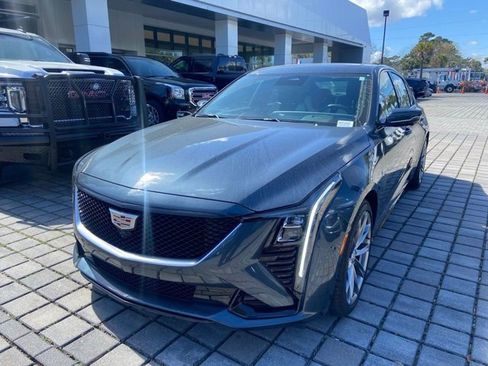 Certified 2025 Cadillac CT5 Sport image 2