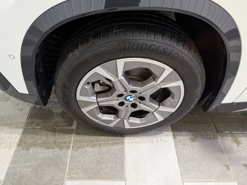 Used 2025 BMW X1 xDrive28i AWD/4WD image 7