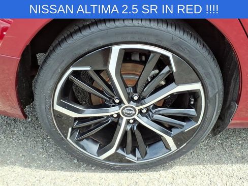 Used 2023 Nissan Altima 2.5 SR FWD image 5