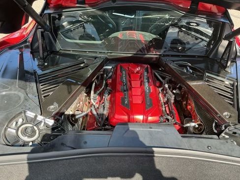 Used 2024 Chevrolet Corvette Stingray Premium Cpe w/ Z51 Performance Package RWD image 28