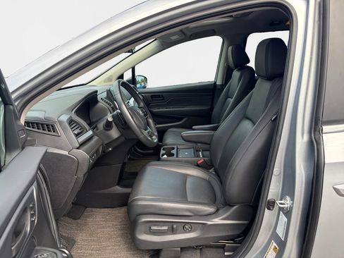 Certified 2025 Honda Odyssey EX-L image 12
