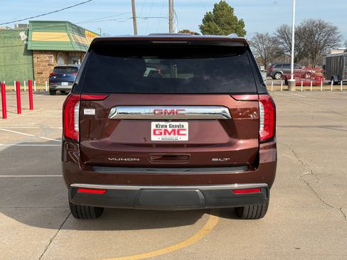 Certified 2023 GMC Yukon SLT image 4