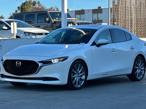 Used 2019 MAZDA MAZDA3 Sedan w/ Premium Package image 8