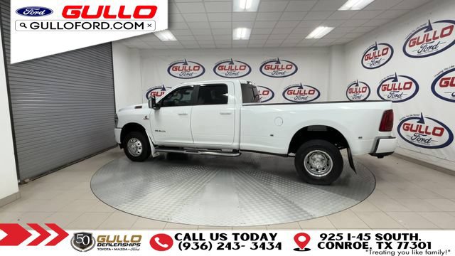Used 2025 RAM 3500 Laramie AWD/4WD image 7