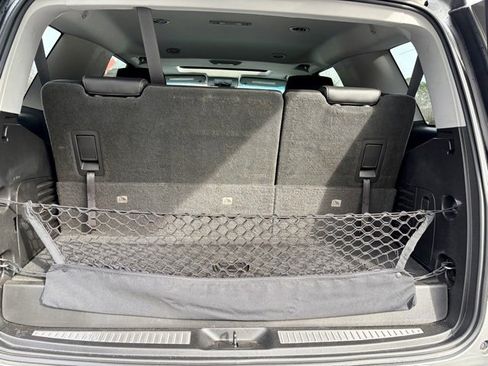 Used 2018 Chevrolet Tahoe LT image 17