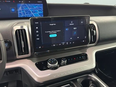 Used 2025 Ford Expedition Max Active image 21