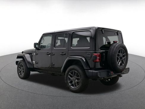 Used 2025 Jeep Wrangler Unlimited Sport AWD/4WD image 7
