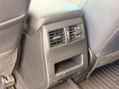 Used 2024 Mitsubishi Outlander SE AWD/4WD image 14
