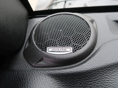 Used 2016 Jeep Wrangler Unlimited Rubicon AWD/4WD image 23