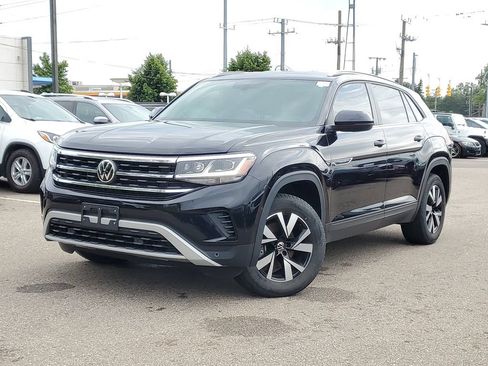 Used 2021 Volkswagen Atlas Cross Sport SE AWD/4WD image 34