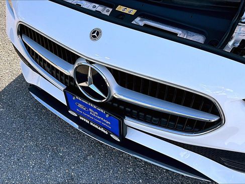 Used 2022 Mercedes-Benz C 300 4MATIC Sedan image 34