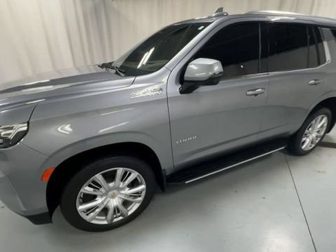 Used 2024 Chevrolet Tahoe High Country AWD/4WD image 4