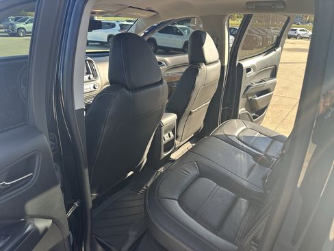 Used 2019 GMC Canyon Denali image 12