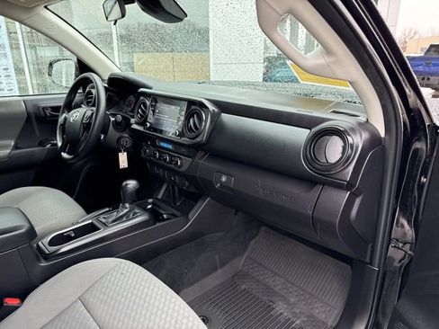 Used 2023 Toyota Tacoma SR image 31