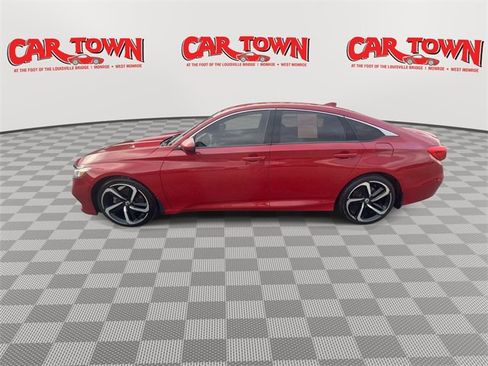 Used 2018 Honda Accord Sport image 5