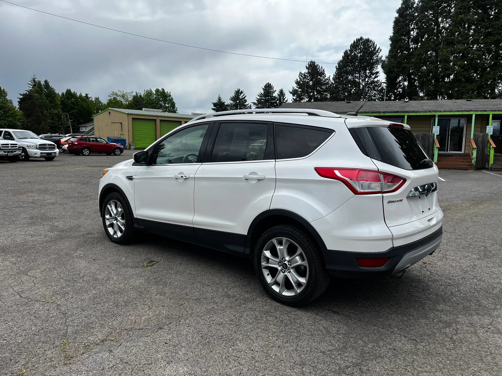 Used 2015 Ford Escape Titanium w/ Equipment Group 301A AWD/4WD image 5