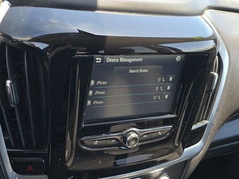 Used 2019 Chevrolet Traverse LT w/ LPO, Floor Liner Package FWD image 4