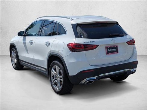 Used 2022 Mercedes-Benz GLA 250 4MATIC w/ Premium Package Lite image 7