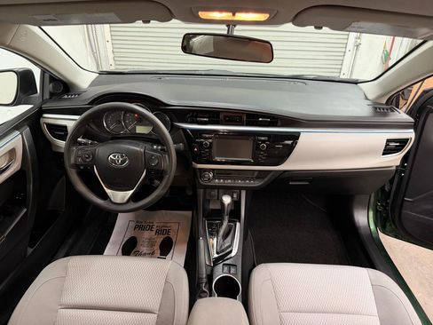 Used 2014 Toyota Corolla LE FWD image 36
