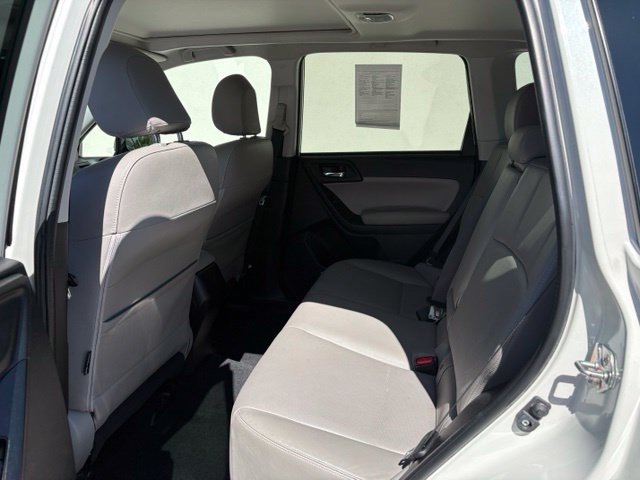 Used 2014 Subaru Forester 2.5i Limited AWD/4WD image 11
