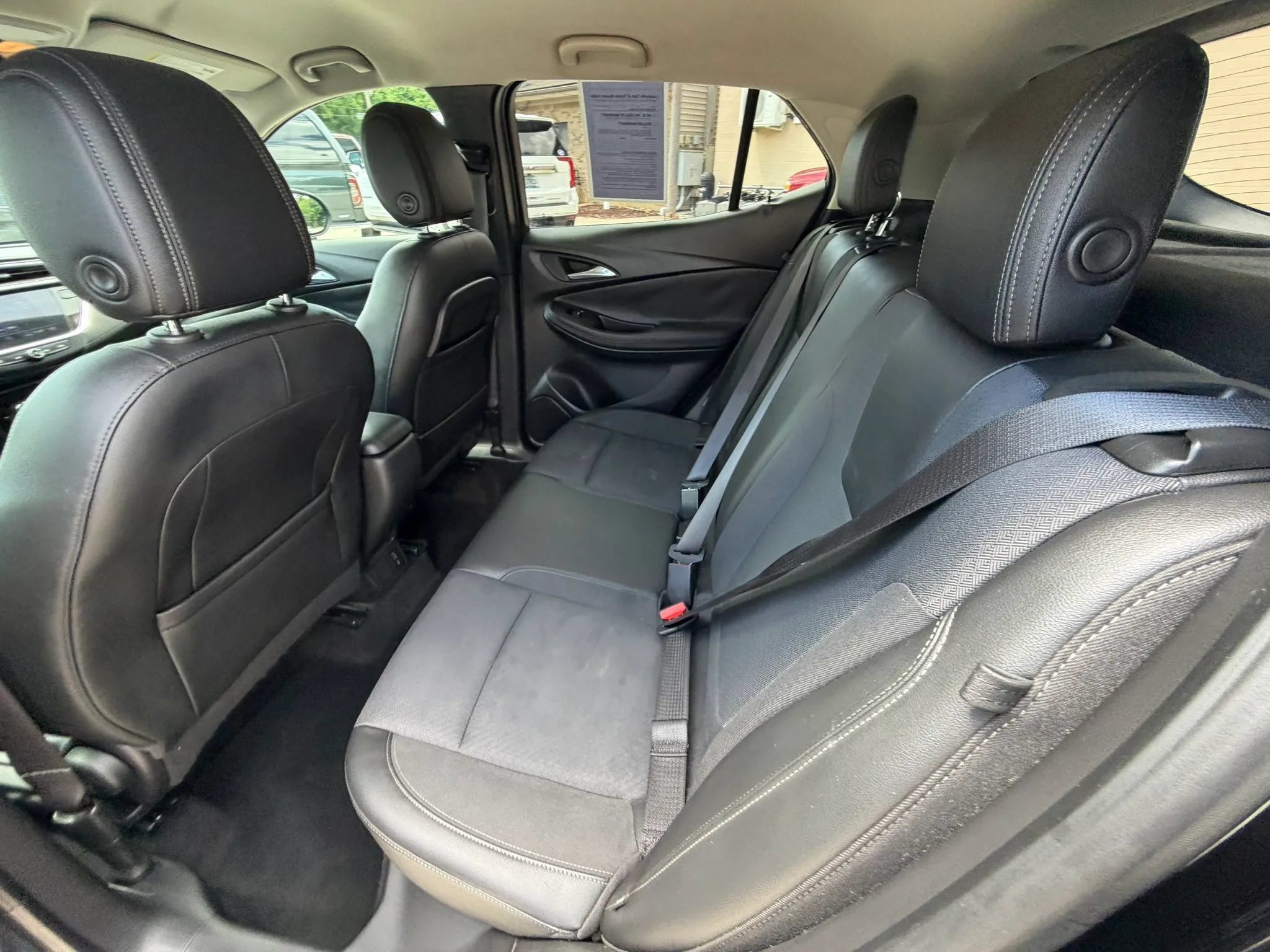 Used 2021 Buick Encore GX Preferred FWD image 18