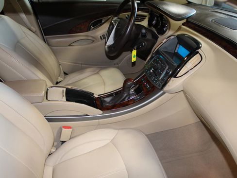 Used 2011 Buick LaCrosse CXL image 21
