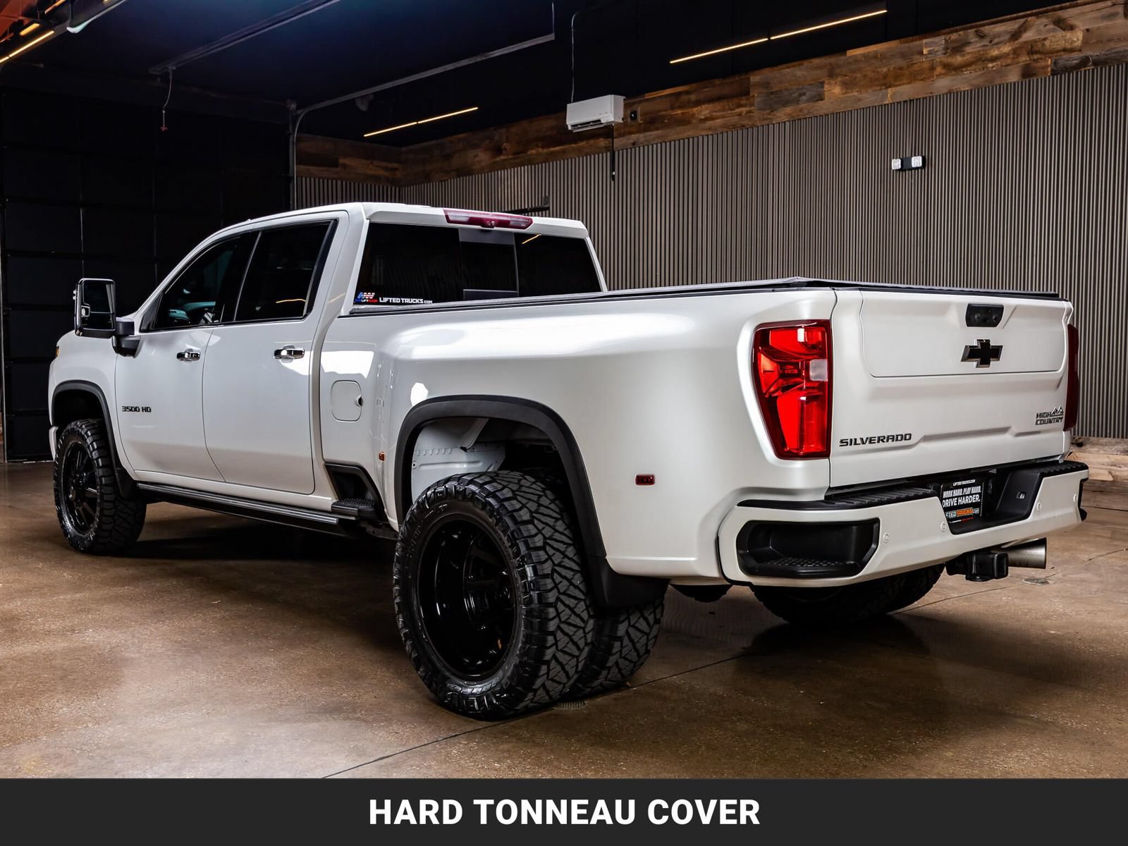 Used 2023 Chevrolet Silverado 3500 High Country AWD/4WD image 7