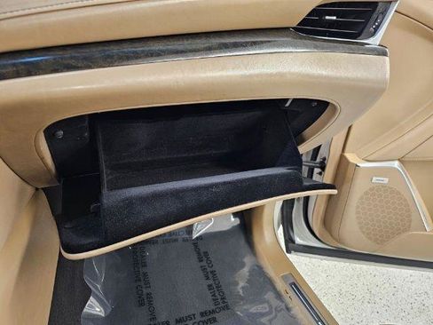 Used 2019 Cadillac Escalade Platinum AWD/4WD image 23