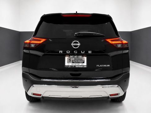 Certified 2022 Nissan Rogue Platinum w/ Head-Up Display Package FWD image 9