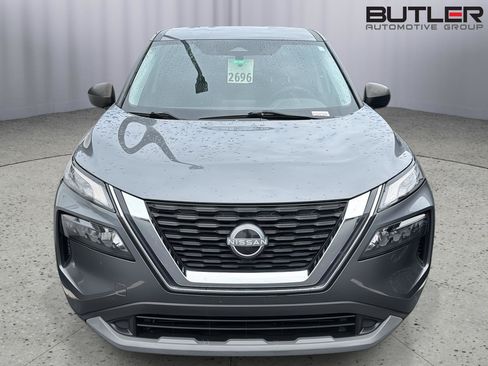 Used 2023 Nissan Rogue S AWD/4WD image 4