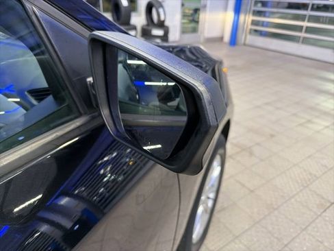 Used 2020 Chevrolet Equinox LS w/ LS Convenience Package image 6