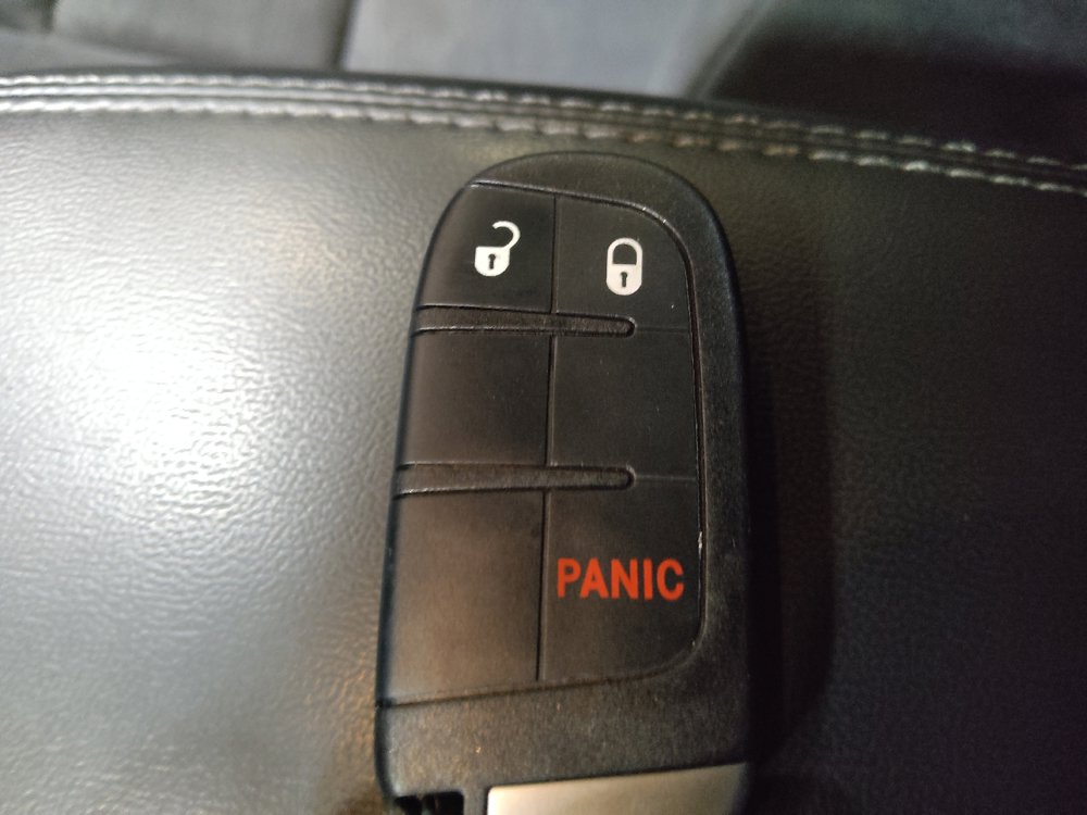 Used 2021 Dodge Durango SXT RWD image 32