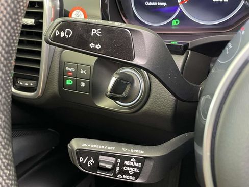 Certified 2023 Porsche Cayenne S Platinum AWD/4WD image 41
