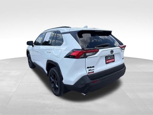 Used 2024 Toyota RAV4 XLE FWD image 5