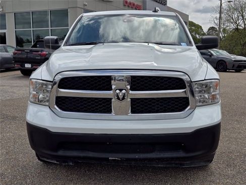 Certified 2023 RAM 1500 Classic SLT w/ Electronics Group AWD/4WD image 5