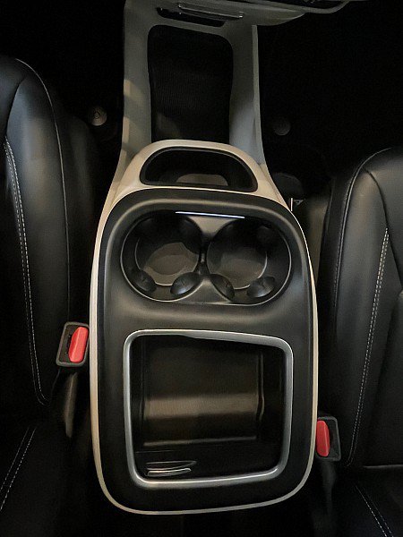 Used 2024 Chrysler Pacifica Touring-L FWD image 16