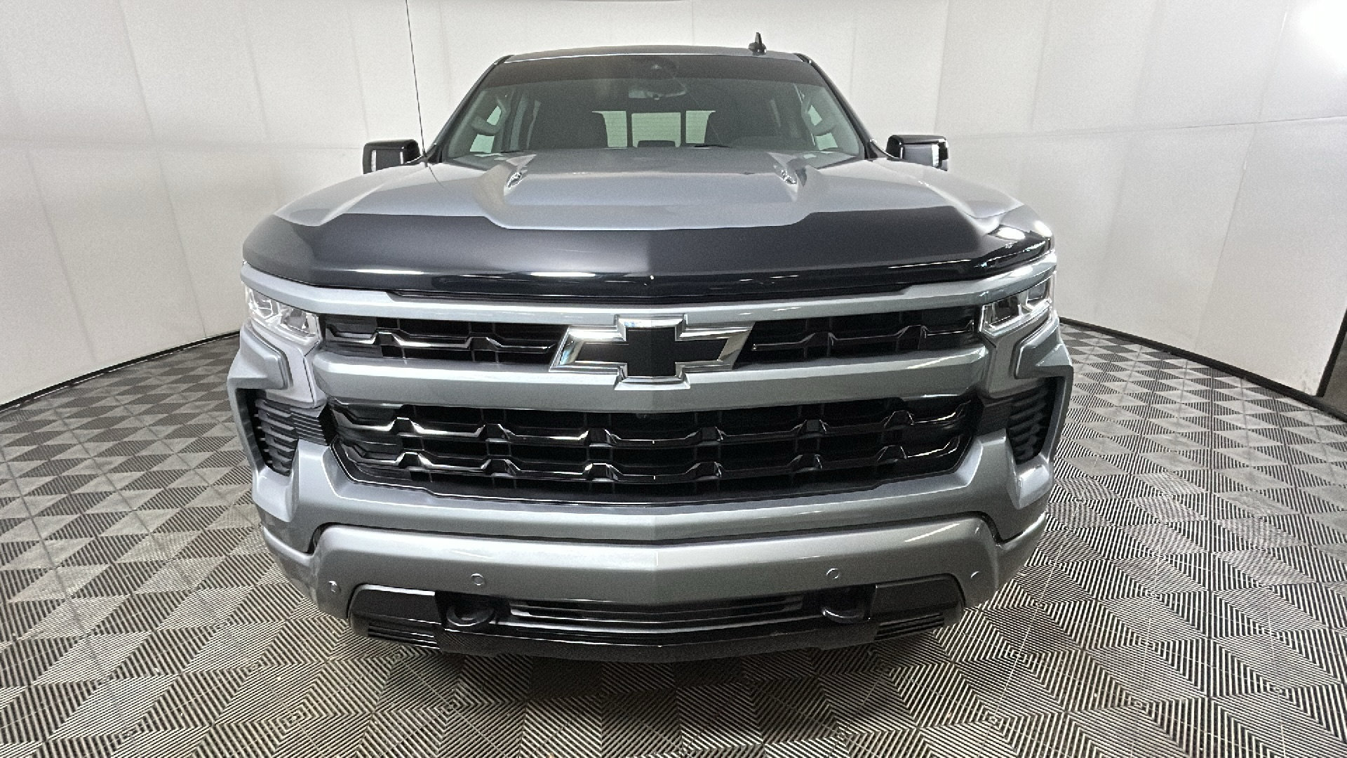 Used 2024 Chevrolet Silverado 1500 RST w/ Convenience Package II AWD/4WD image 9